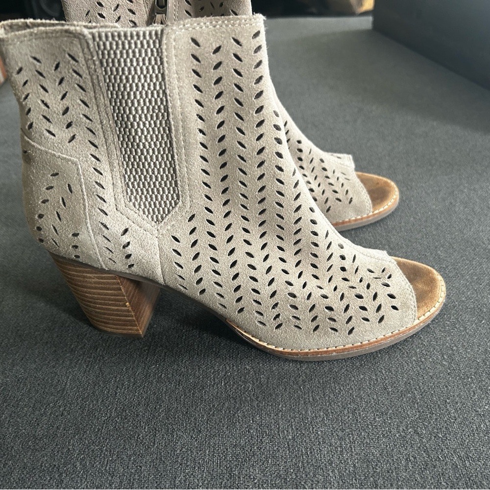 Women's Taupe Peep-Toe Ankle Boots